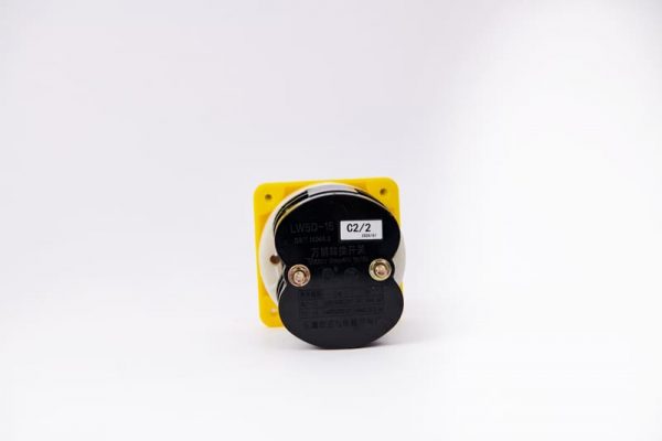 Cong-tac-nguon-180121-3-600x400