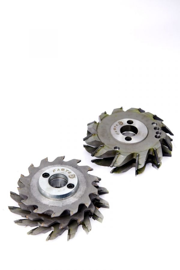 Dao-phay-do-nhom-Yangly-sap-lien-180121-4-600x900