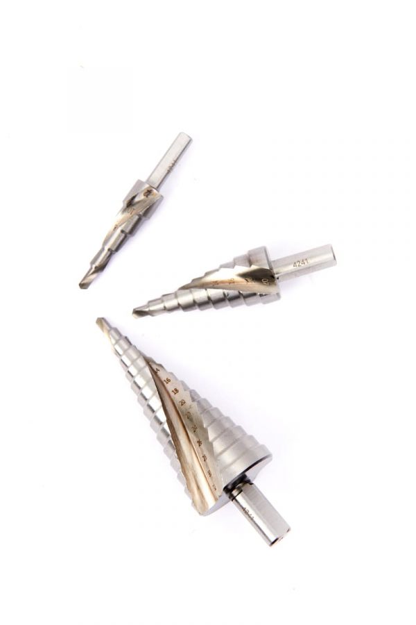 Mui-khoan-thap-cua-nhom-180121-2-600x900